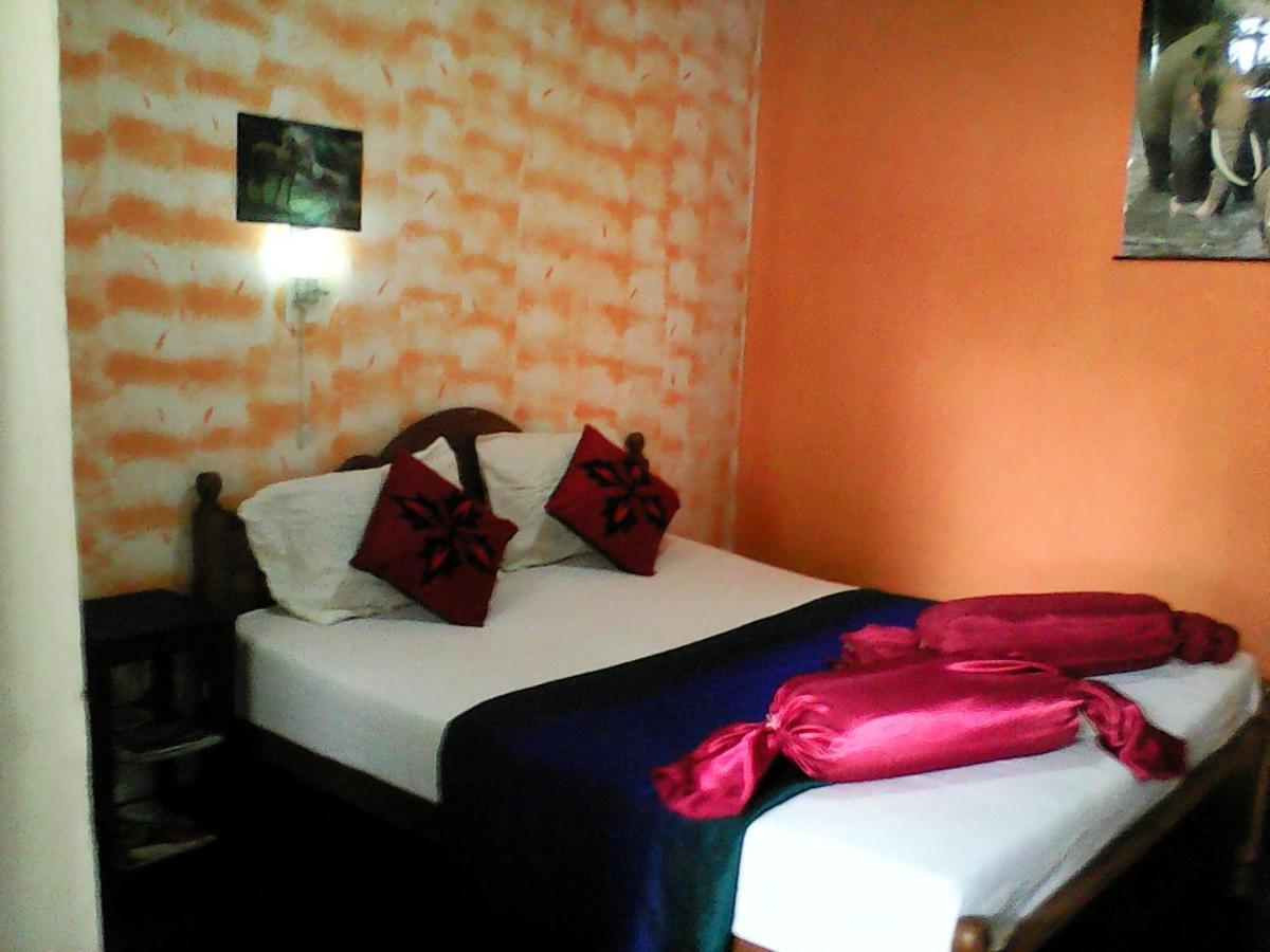 Lotus Inn Tourist Resort Dambulla Eksteriør bilde